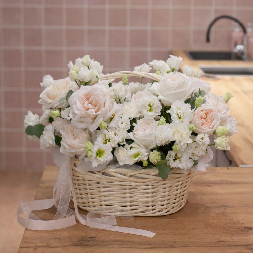 Корзина с цветами 