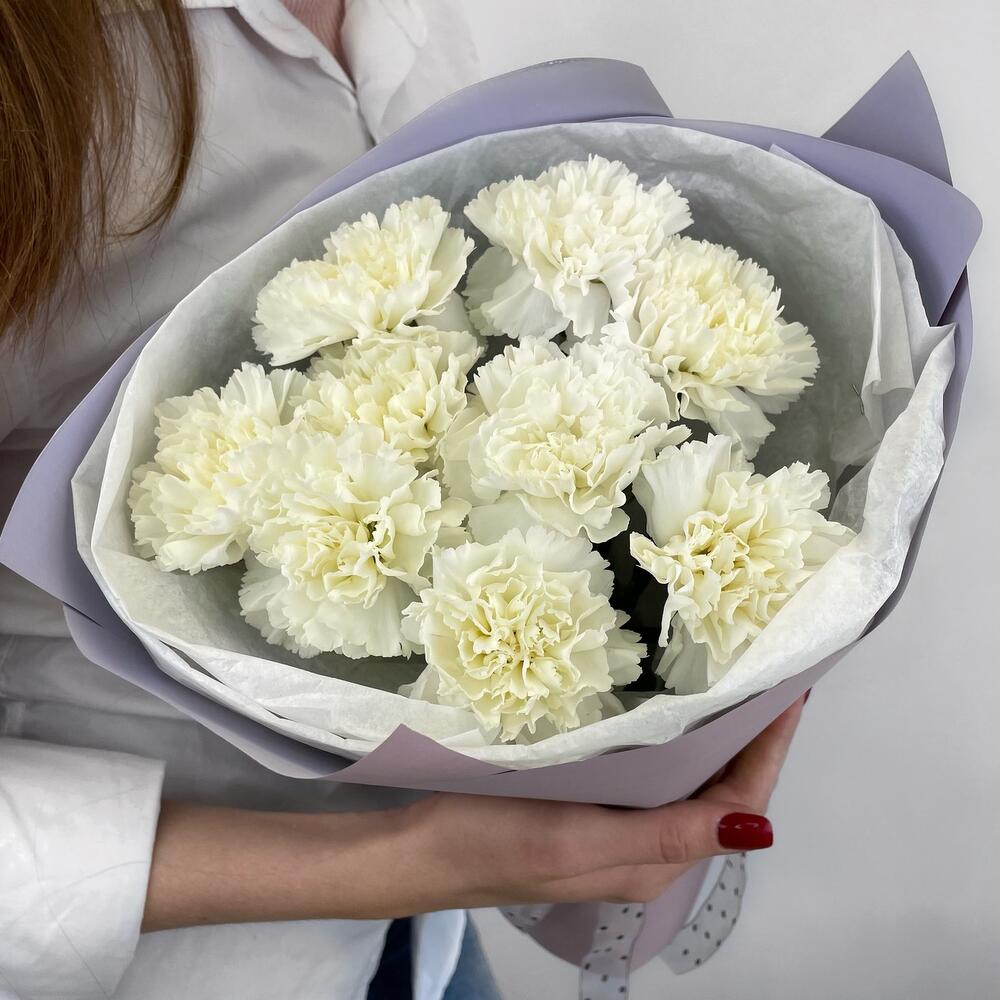 Букет из белых диантусов