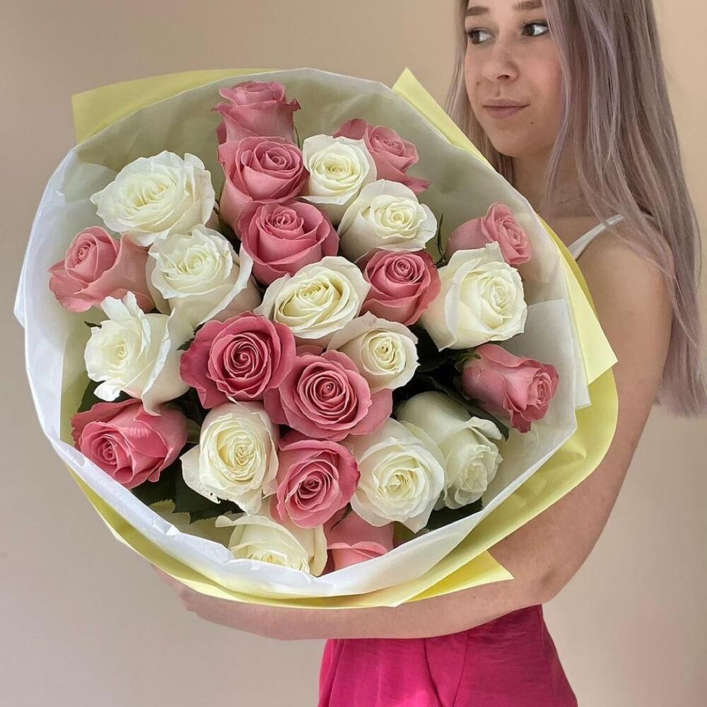 25 микс роз букет
