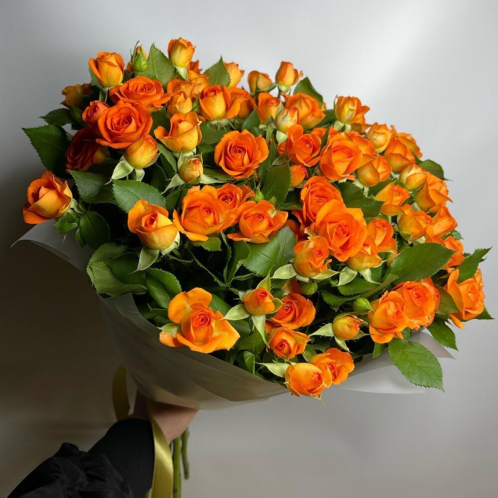 Букет из кустовых роз