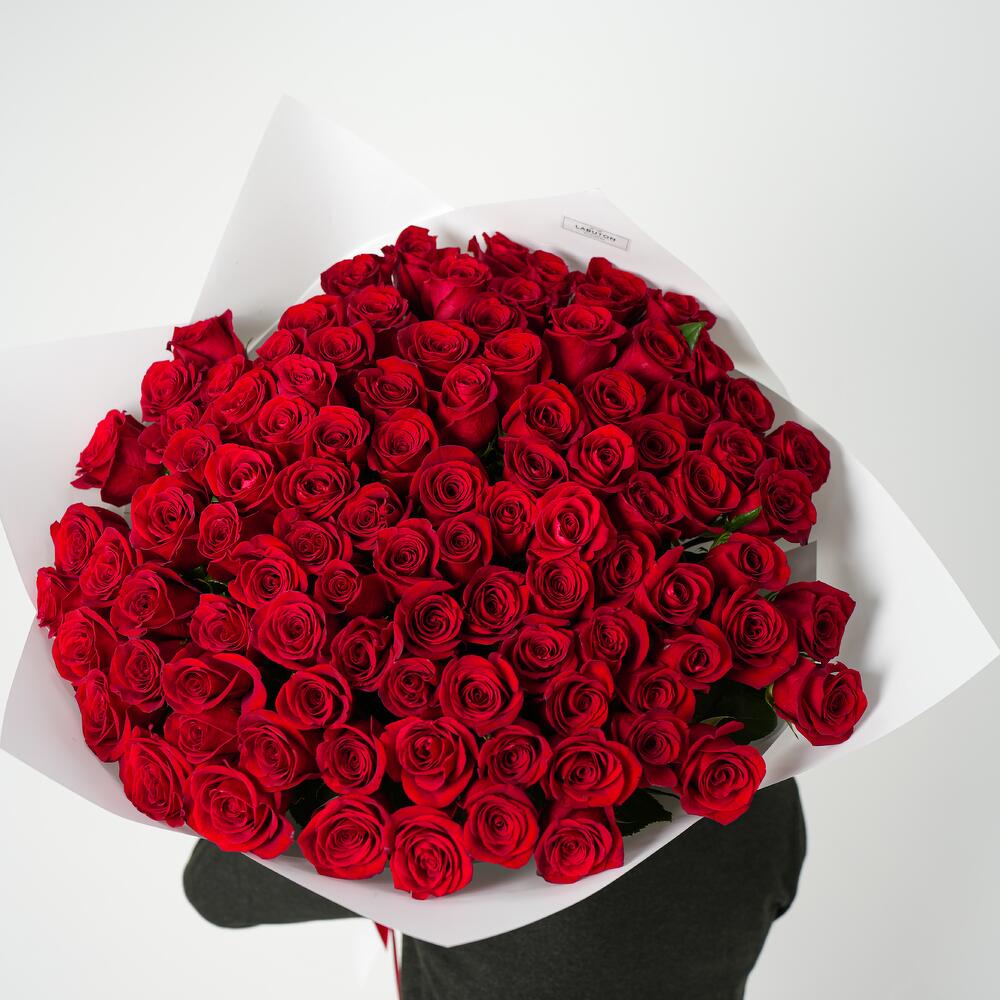 101 метровая роза в оформлении