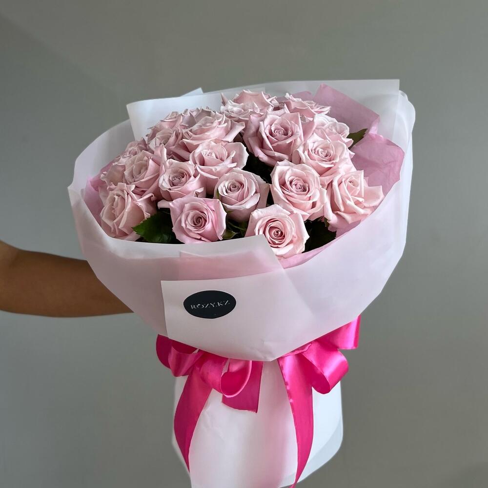 Букет из 19 роз 50 см (9.73)